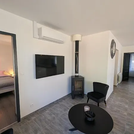 Maison Avec Piscine Interieure, Terrasse Et Wi-fi Gratuit A Curel - Fr-1-611-92 Holiday home *