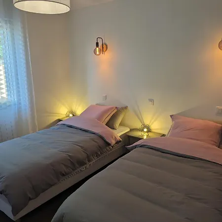 Holiday home Maison Avec Piscine Interieure, Terrasse Et Wi-fi Gratuit A Curel - Fr-1-611-92 Curel (Haute-Marne)
