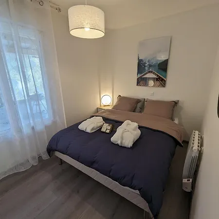 Maison Avec Piscine Interieure, Terrasse Et Wi-fi Gratuit A Curel - Fr-1-611-92 Holiday home
