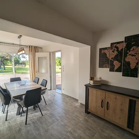 Maison Avec Piscine Interieure, Terrasse Et Wi-fi Gratuit A Curel - Fr-1-611-92 Curel (Haute-Marne)